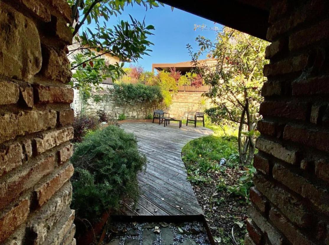 Il Giardino Sul Tetto B&B Guarene Dış mekan fotoğraf