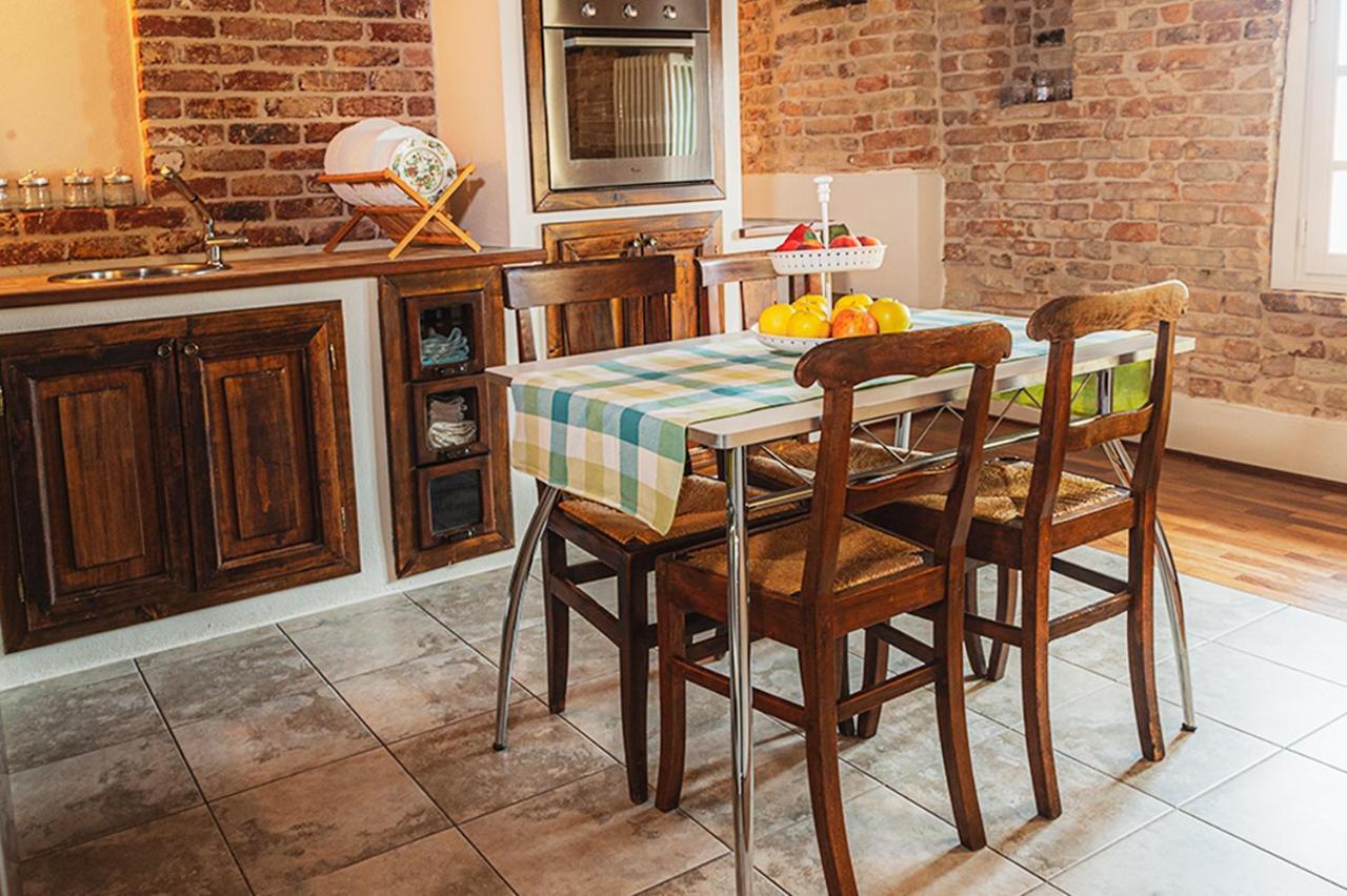 Il Giardino Sul Tetto B&B Guarene Dış mekan fotoğraf